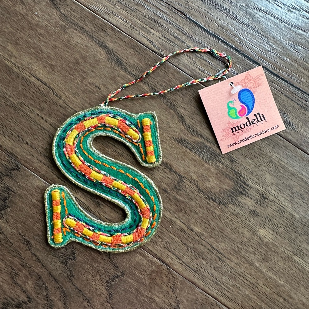 Only 3 left! Felt Letter S Ornament /Present Topper